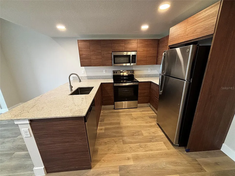 4424 S Texas Ave #304