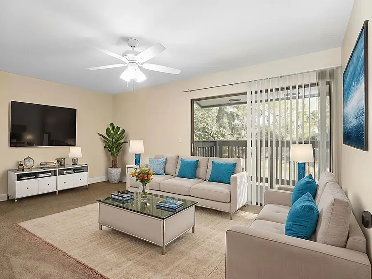 Village Square Apartments — Photo 4