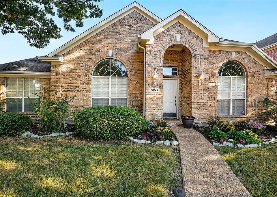 1st image of 10908 Shadow Brook Ln