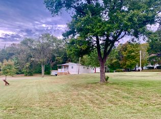 6996 Barnett Ln, House Springs, MO 63051