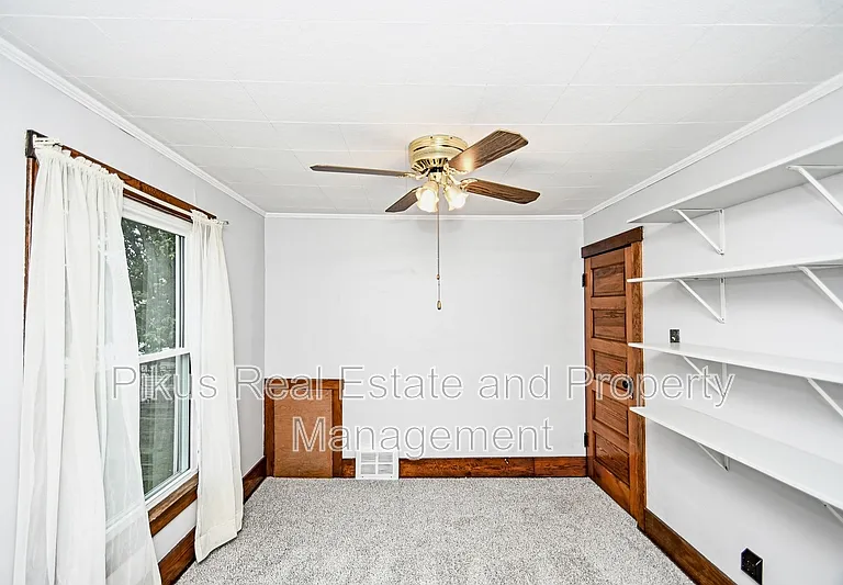 9459 Maple Ave SE — Photo 15