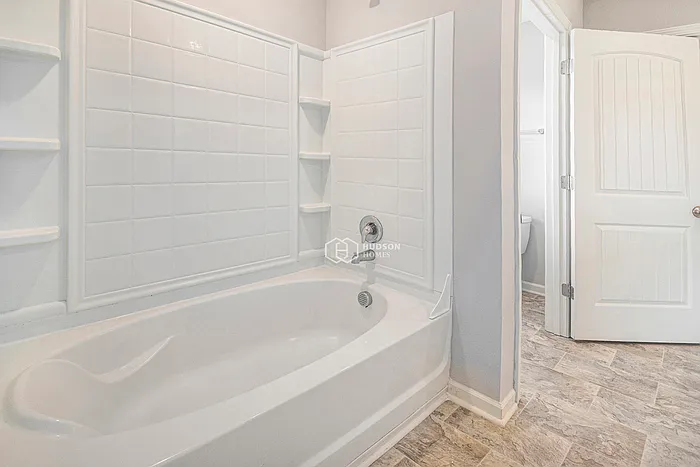 301 Chelsea Park Rd — Photo 19