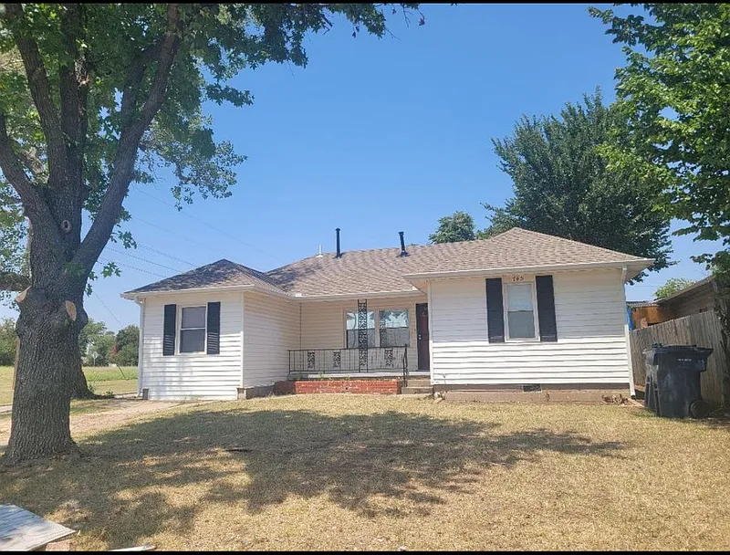 745 NW 89th St