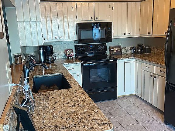 3rd image of 106 Froney Dr