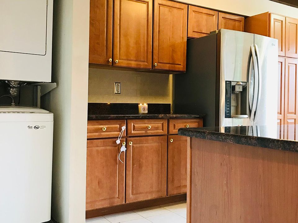 Kitchen with upgraded appliances. Washer Dryer in unit