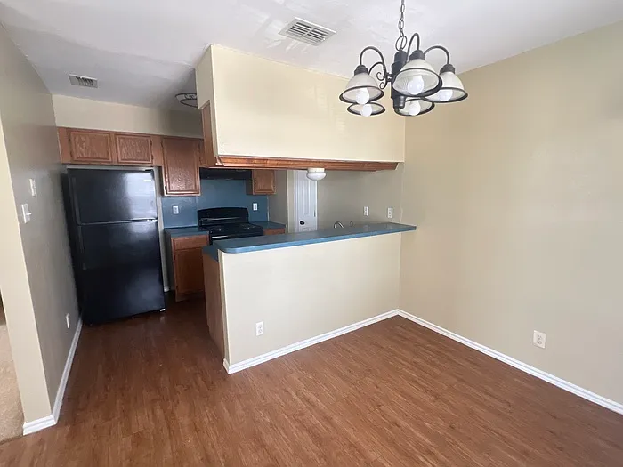 Building Photo - 3936 Bourbon St #6