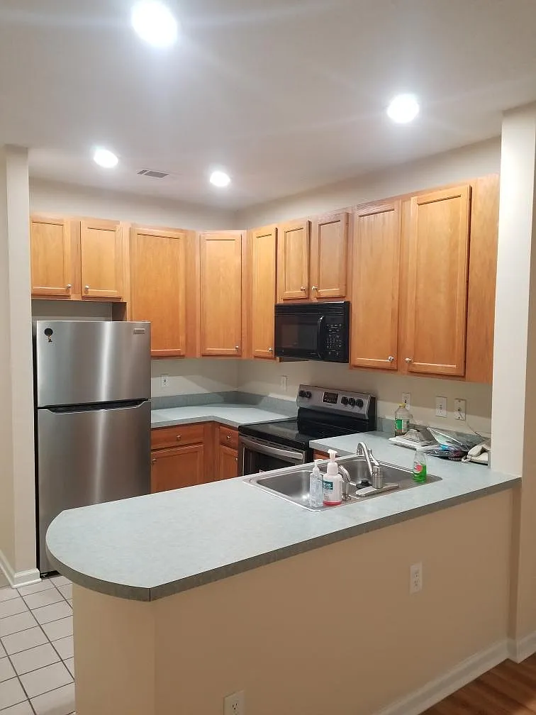 4542 Girvan Dr — Photo 1