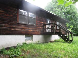 821 Hidden Lake Dr, East Stroudsburg, PA 18302