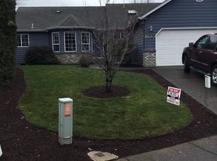 1880 Ridgley Blvd, Eugene, OR 97401