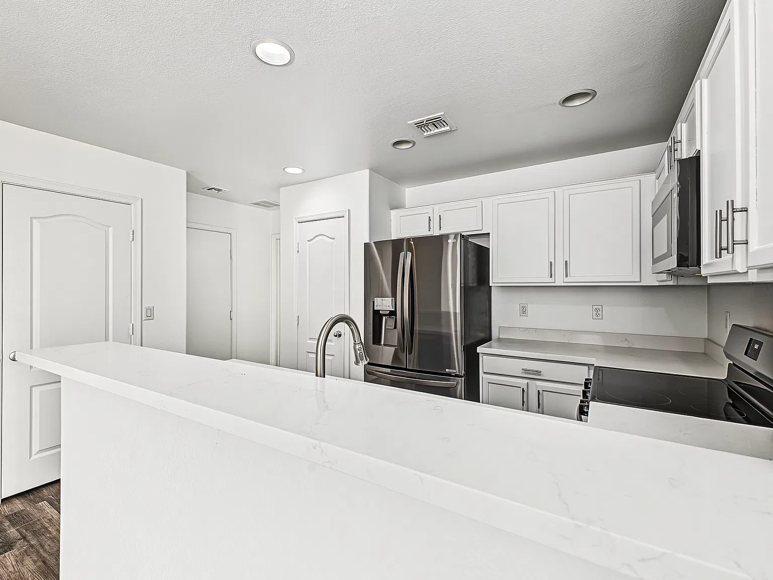 3 bed, 1500 sqft, $1,995 — Photo 3