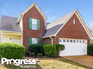 8375 Palm Springs Dr, Cordova, TN 38016