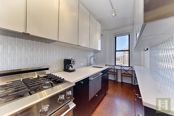 Sold by Halstead Real Estate | media 4