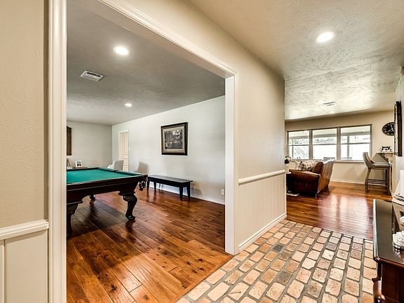 4th image of 2810 Marmon Dr