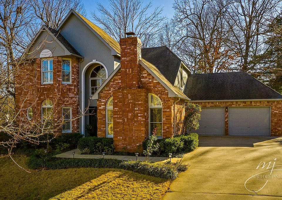 1st image of 2363 E Victoria Ln