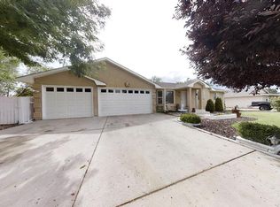 369 S Littler Dr W, Pueblo West, CO 81007