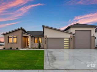 7006 E Chicken Hawk Loop, Nampa, ID 83686