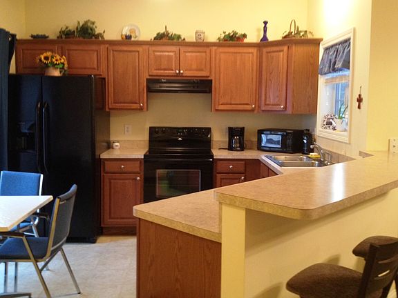 5th image of 105 Lexington Pointe Dr
