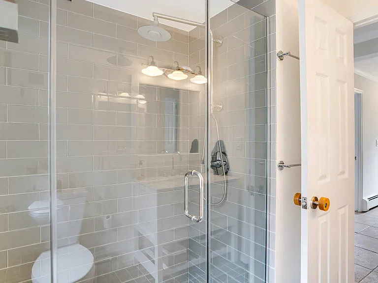52 Shinnecock Rd #A — Photo 39