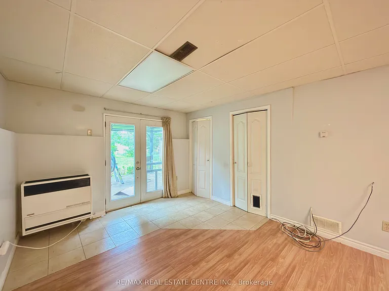 628 Main St E — Photo 5
