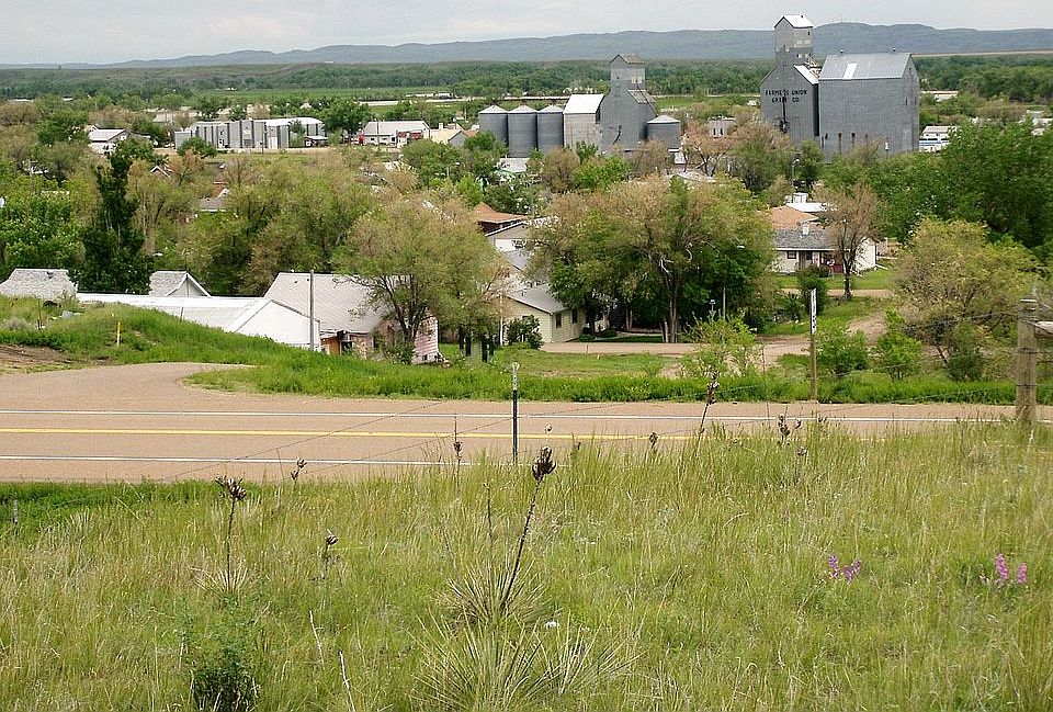 1st image of 55563 Highway 2