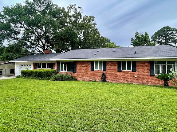 2nd image of 306 Wilder Pl