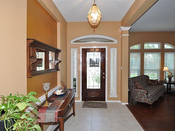 4th image of 1407 Lake Pauline Ct