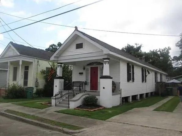 1108 8th St, Gretna, LA 70053