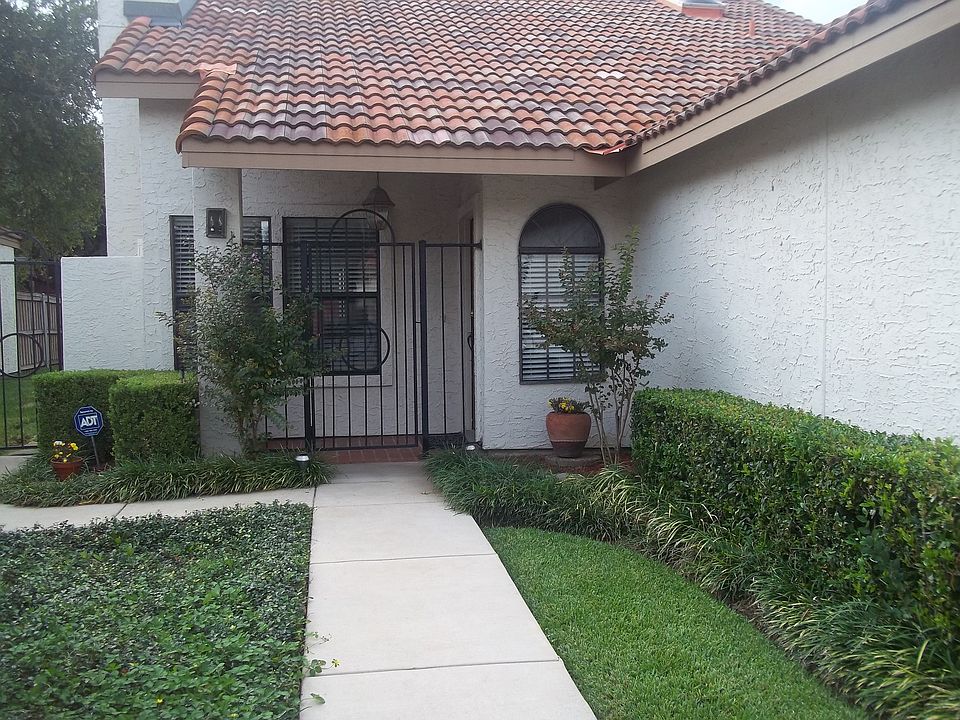 Front Yard and entrance