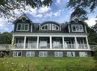 22 Palmer Hts #2, Saratoga Springs, NY 12866