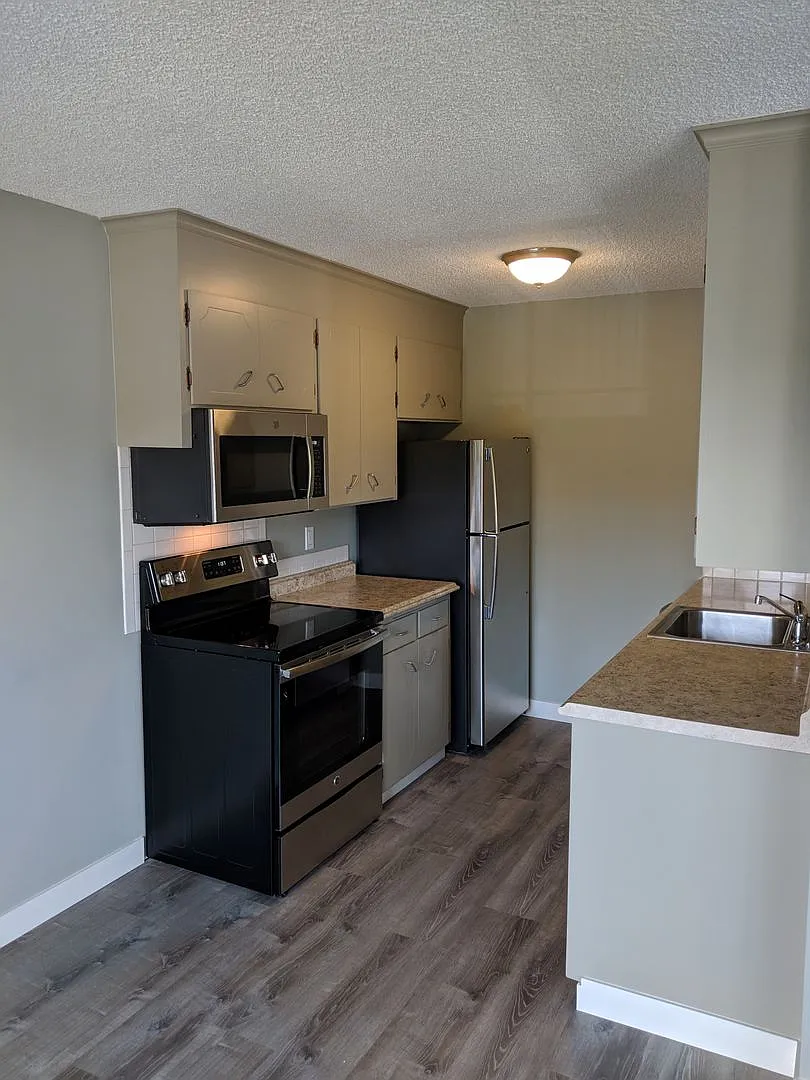 Discovery Pointe Apartments — Photo 2
