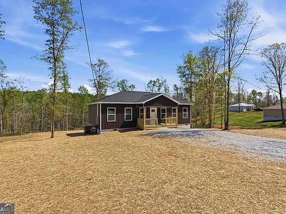 2nd image of 2254 Tower Rd