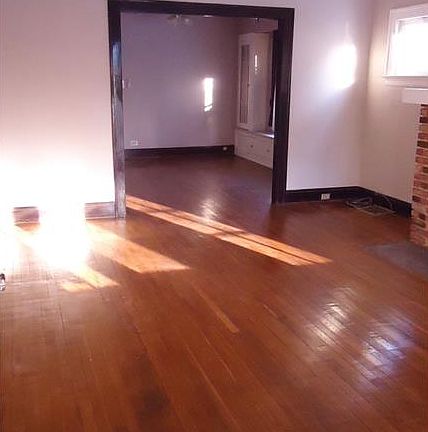 5th image of 1561 Lauderdale Ave
