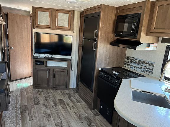 3rd image of 1123 Ella Ave #2
