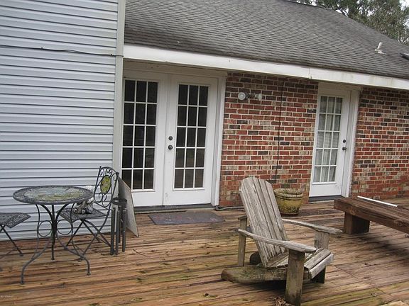 2nd image of 301 Billy Lou Dr