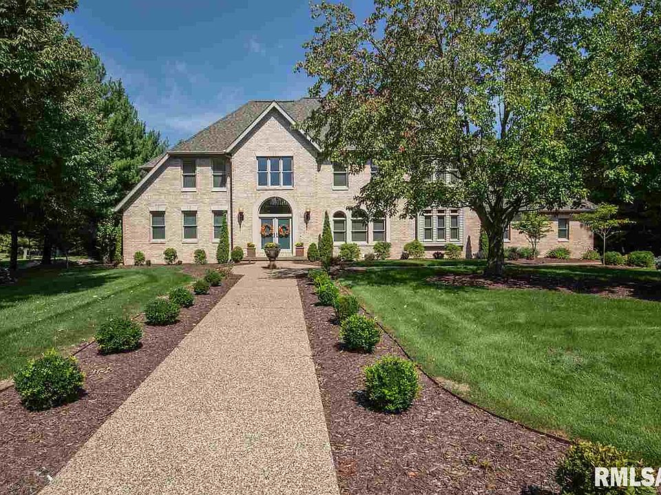 1st image of 11 Orchard Hill Blvd