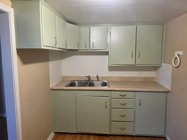 1248 E Sherman Ave #B — Photo 3