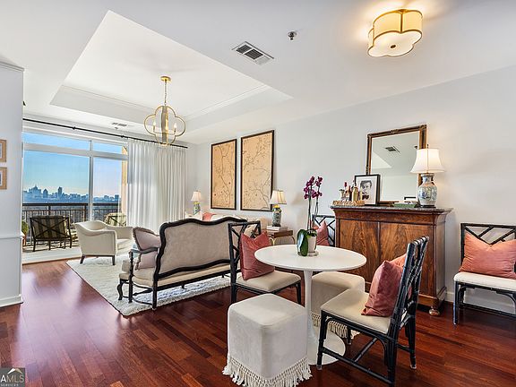 5th image of 325 E Paces Ferry Rd NE APT 1206