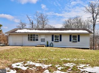 17591 Rose Hill Cir, Dumfries, VA 22026