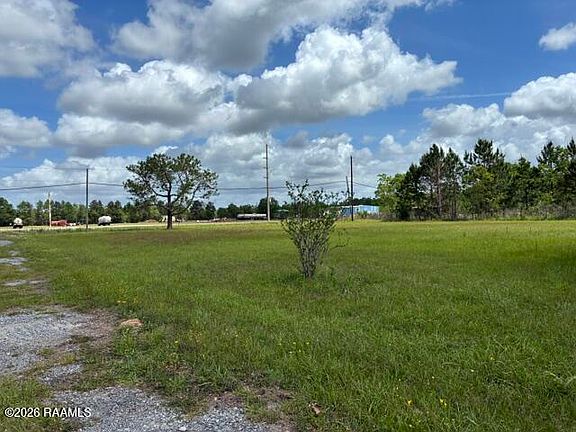 5th image of 2062 Evangeline Rd