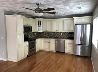 154 Edaville Ct, Warwick, RI 02886