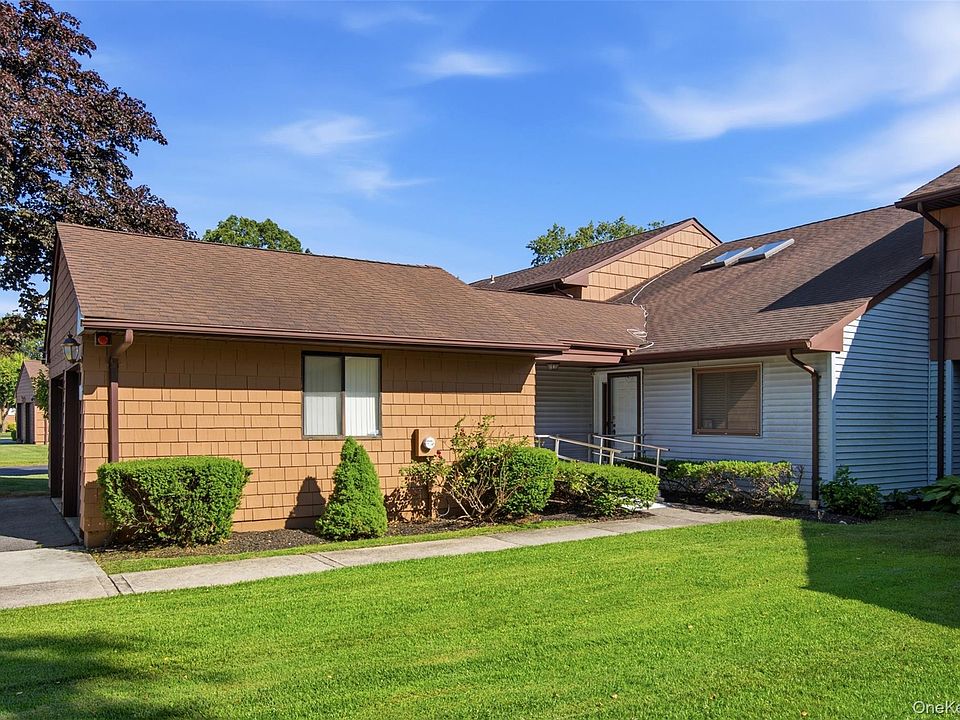 1st image of 128 Scarlett Drive