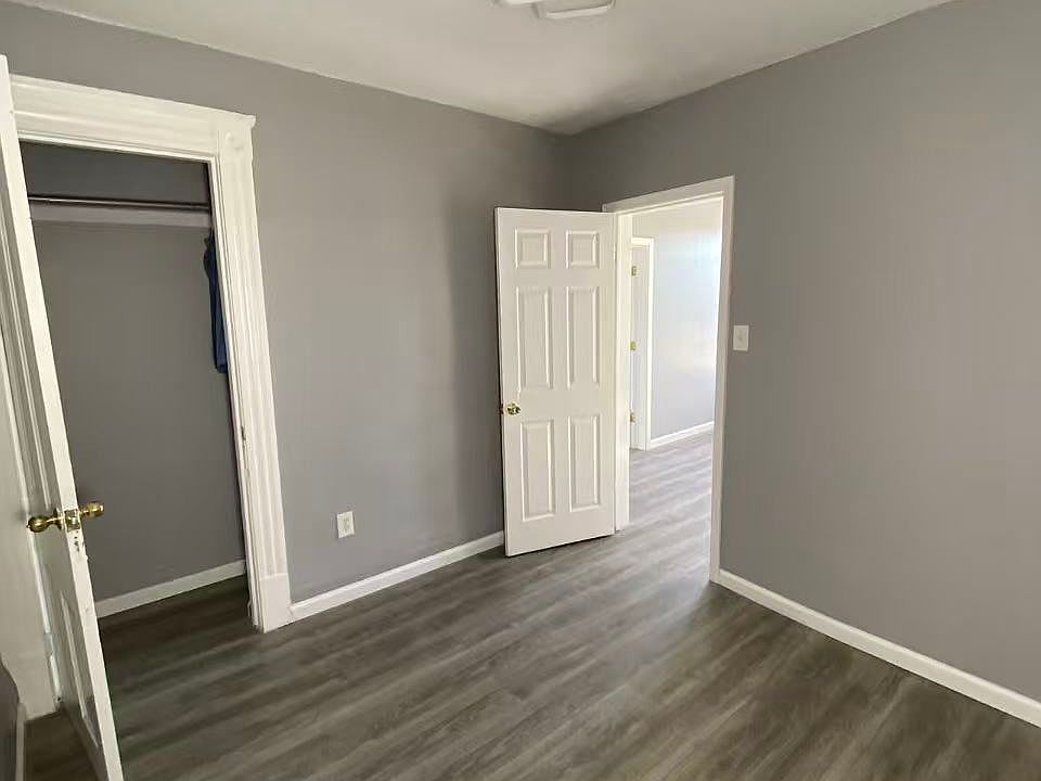 1st image of 1461 E 33rd St APT 4