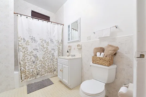 Rented by Carini Group | media 23