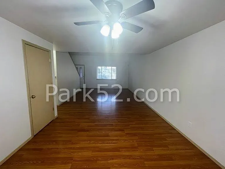 1425 82nd Street Ct E — Photo 3