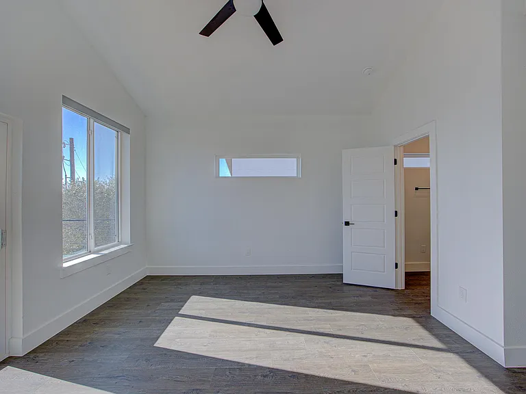 20507 Bonanza St #A — Photo 33