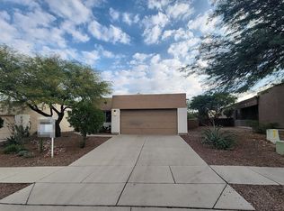 461 E Cactus Mountain Dr, Vail, AZ 85641