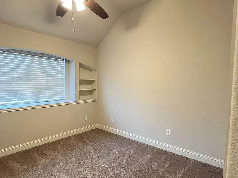 1212 Brentfield Dr — Photo 7