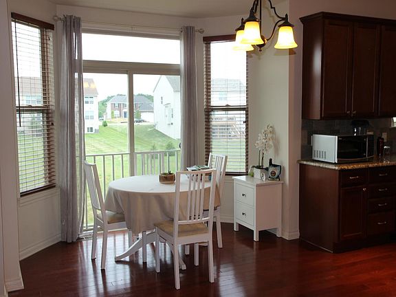 5th image of 4285 Cherry Blossom Dr