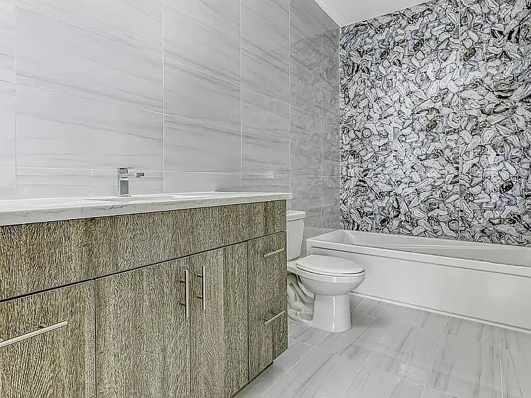 127 Spring St #201 — Photo 7