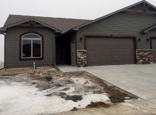 195 Enchantment Rd, Rapid City, SD 57701